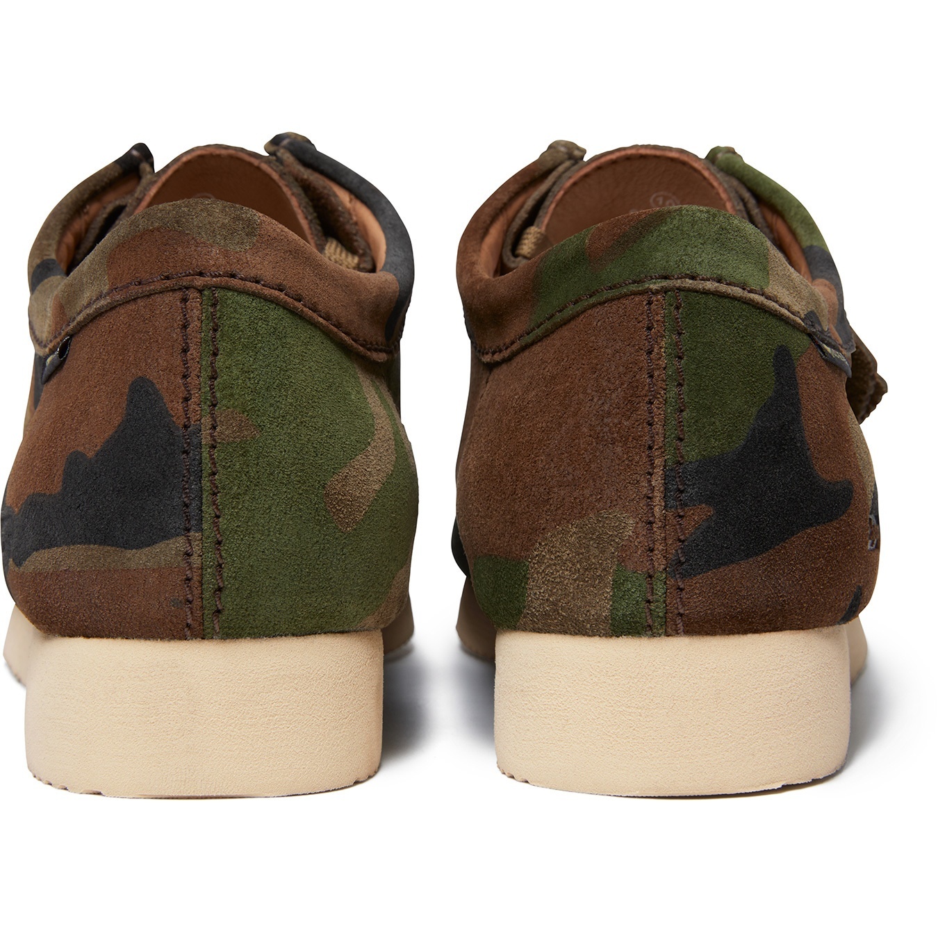Supreme®/Clarks Originals® GORE-TEX Wallabee® view 9